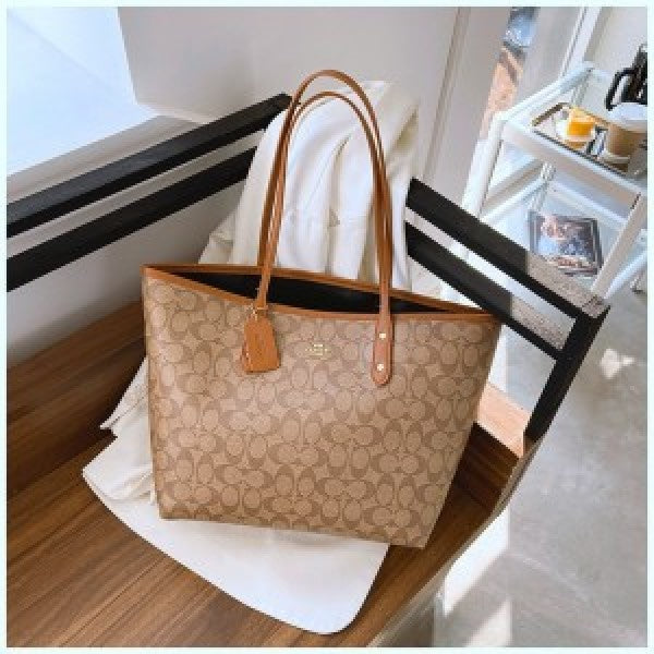 Coaach tote bag premium quality with og box