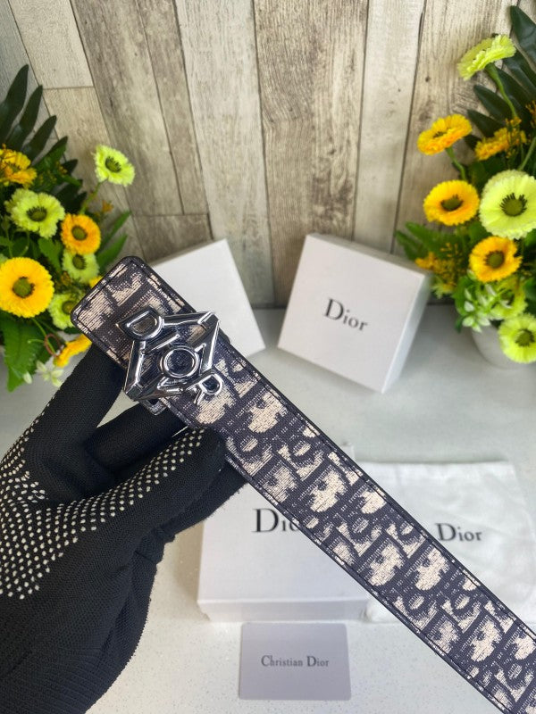 CD DIOR MENS BELT WID OG BOX CARD & DUST BAG