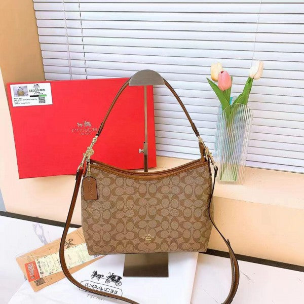 Coach shoulder hobo bag with og box