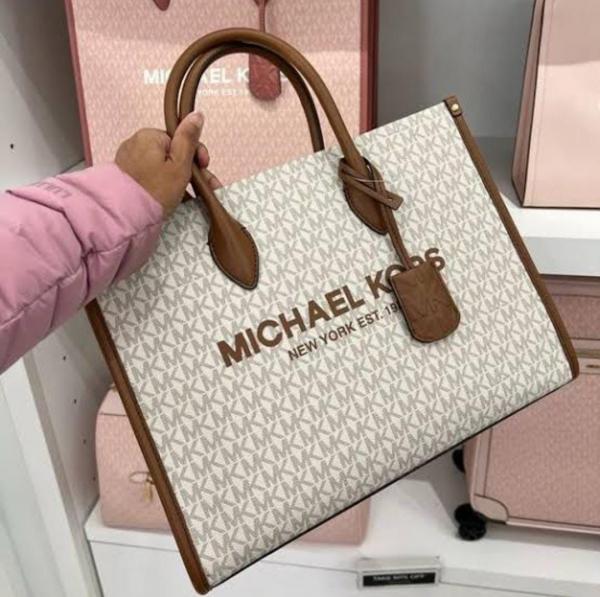 Miichael korrs mirella tote bag with dust bag