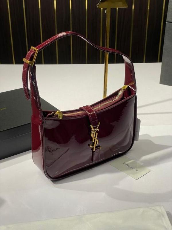 Saiint Laurent patent hobo bag glossy with og box