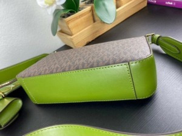 Michael Kors Jet Set Travel Crossbody Bag With Box Dust Bag Sling Belt Coin pouch Earpod Card