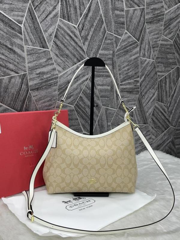 Coach shoulder hobo bag with og box