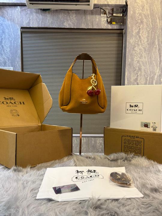 COACH HOBO BUCKET WITH DOUBLE BOX AND DUST BAG PREMIUM QUALITY