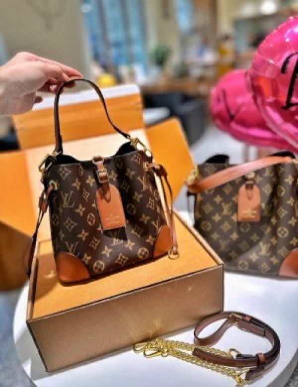 Louis vuitton Bucket Sling Bag With Box Dust Bag Sling Belt