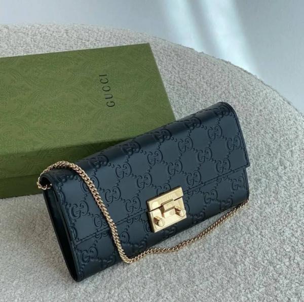 Guccii Padlock Chainwallet With Original Box