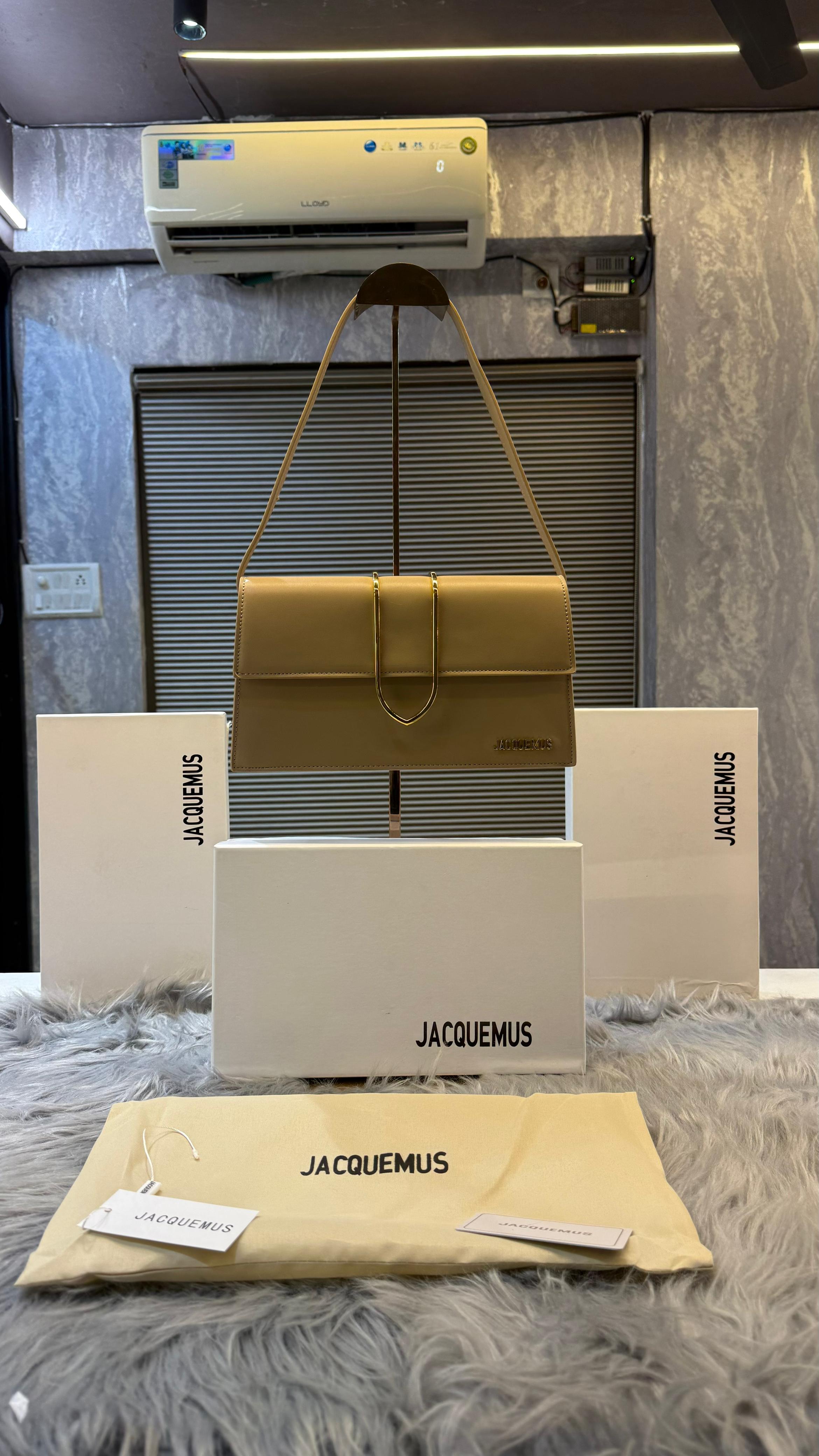 Jaccquemus Leather Bambino With Sling Strap OG Box & Dust Bag