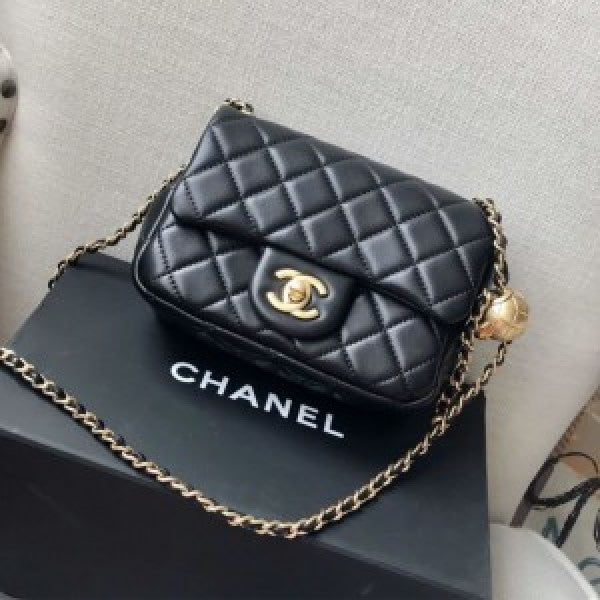 Channel quilted cc crush mini flap black purse with box