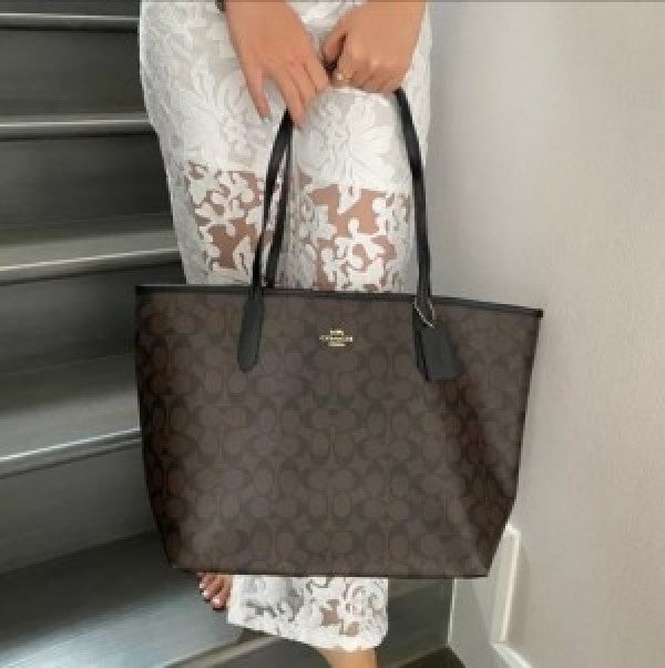 Coach tote bag premium quality with og box