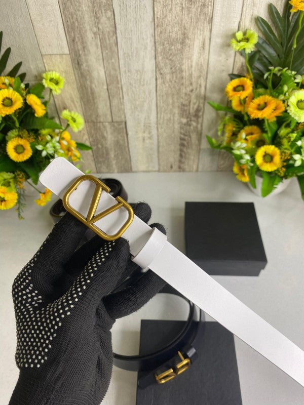 VALENTINO LADIES BELT WID OG BOX CARD