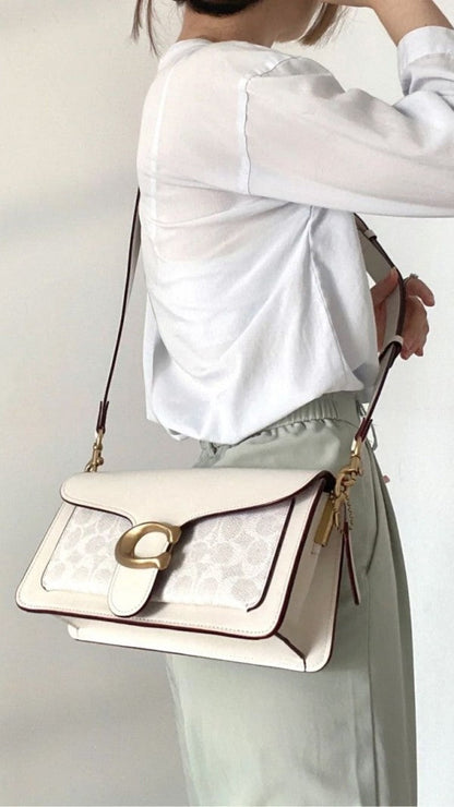 Tabby Shoulder Bag 26 With Signature Canvas