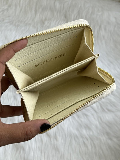 MichaelKors kors mini wallet premium quality with box