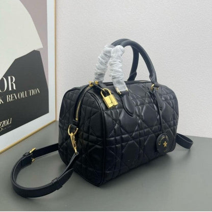 Christian Dior Groove Bag in Black Macrocannage Calfskin