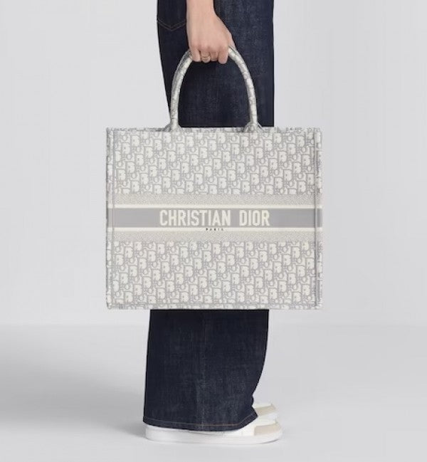 Christian Dior book tote bag premium quality with scarf&amp;og box