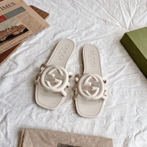 Gucci Interlocking G Slides With Original Box Carry Bag