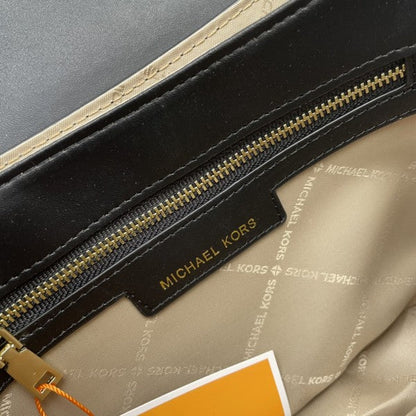 MichaelKors handrix sling bag premium quality with og box