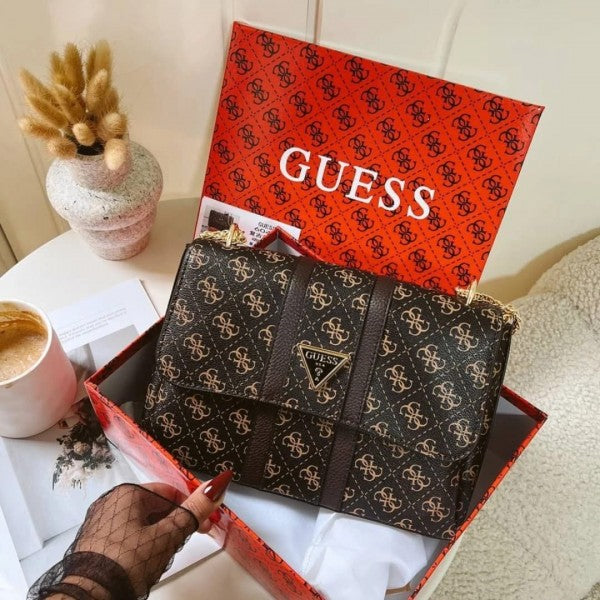 GUESS Womens Ginevra Shoulder Bag with box