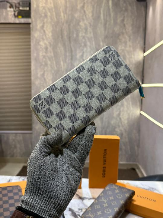 Louis Vuitton coffee checkerboard zipper long clip presbyopic long wallet brown With Box