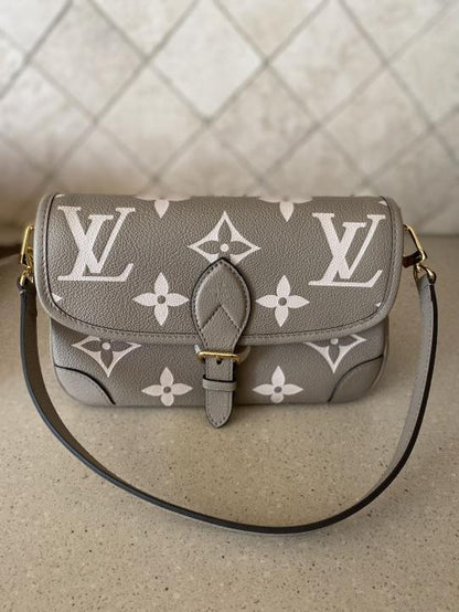 Louiis Vuiitton Diane PM Sling Bag With Orignal Box