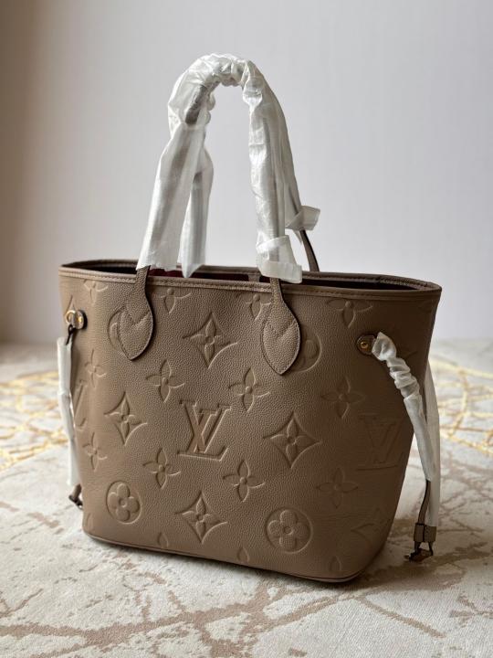 LOUIIS VUTTIION NEVERFULL chex PATTERN PREMIUM QUALITY WITH OG BOX