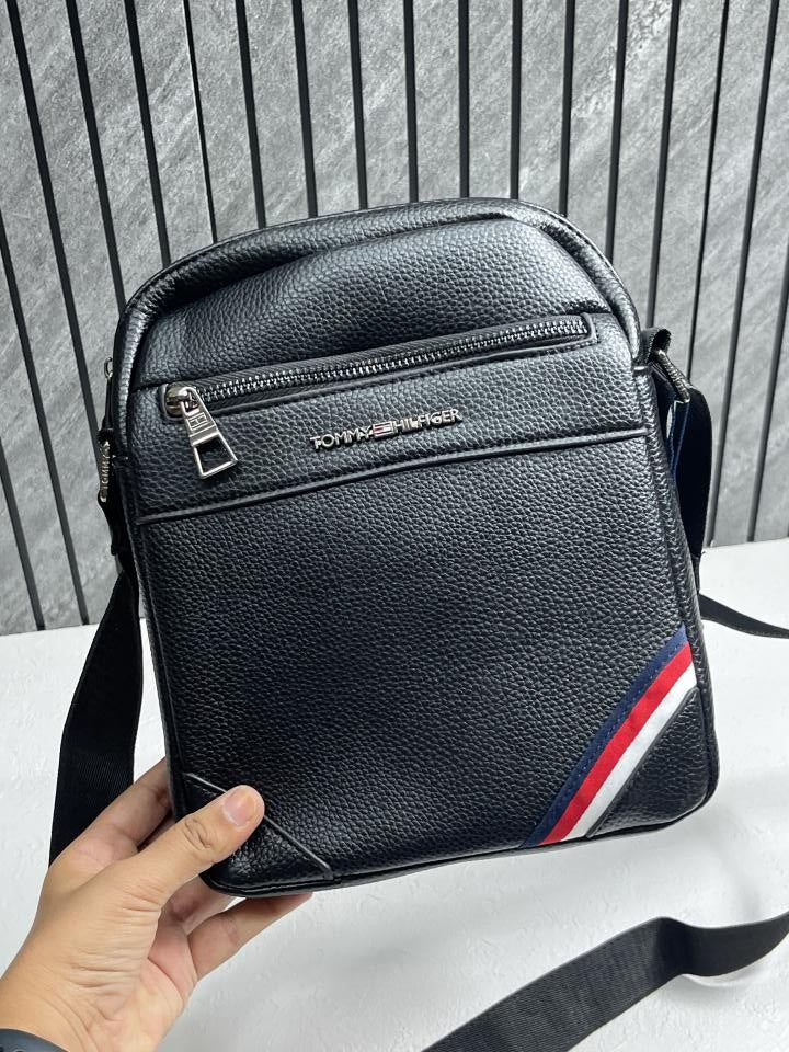Tommyy Hilfiger Mens Crossbody Bag