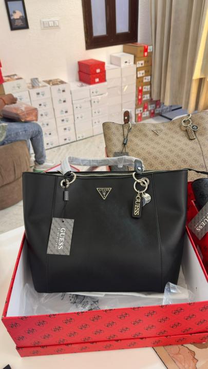 GUES Noelle Tote Bag With Original Box and premium quality