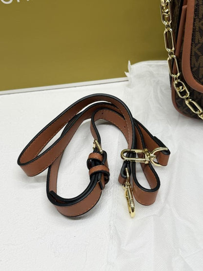 Michaell Kors Parker Shoulder Bag With CarryBag &amp; DustCover