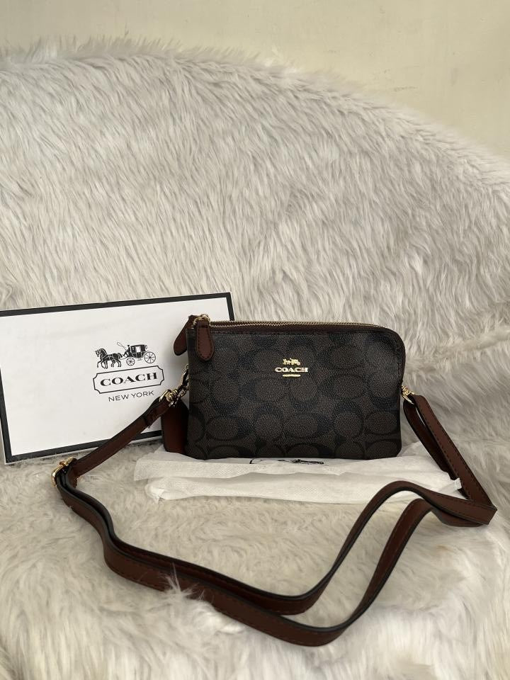Coachh Dual Zip Wristlet Sling Bag With Original Box &amp; Dustcover Packingh