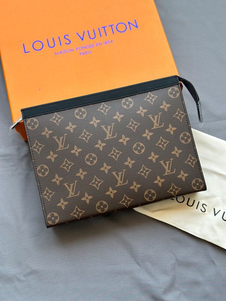 Louiis Vuittonn Pochette Bag With Box premium quality