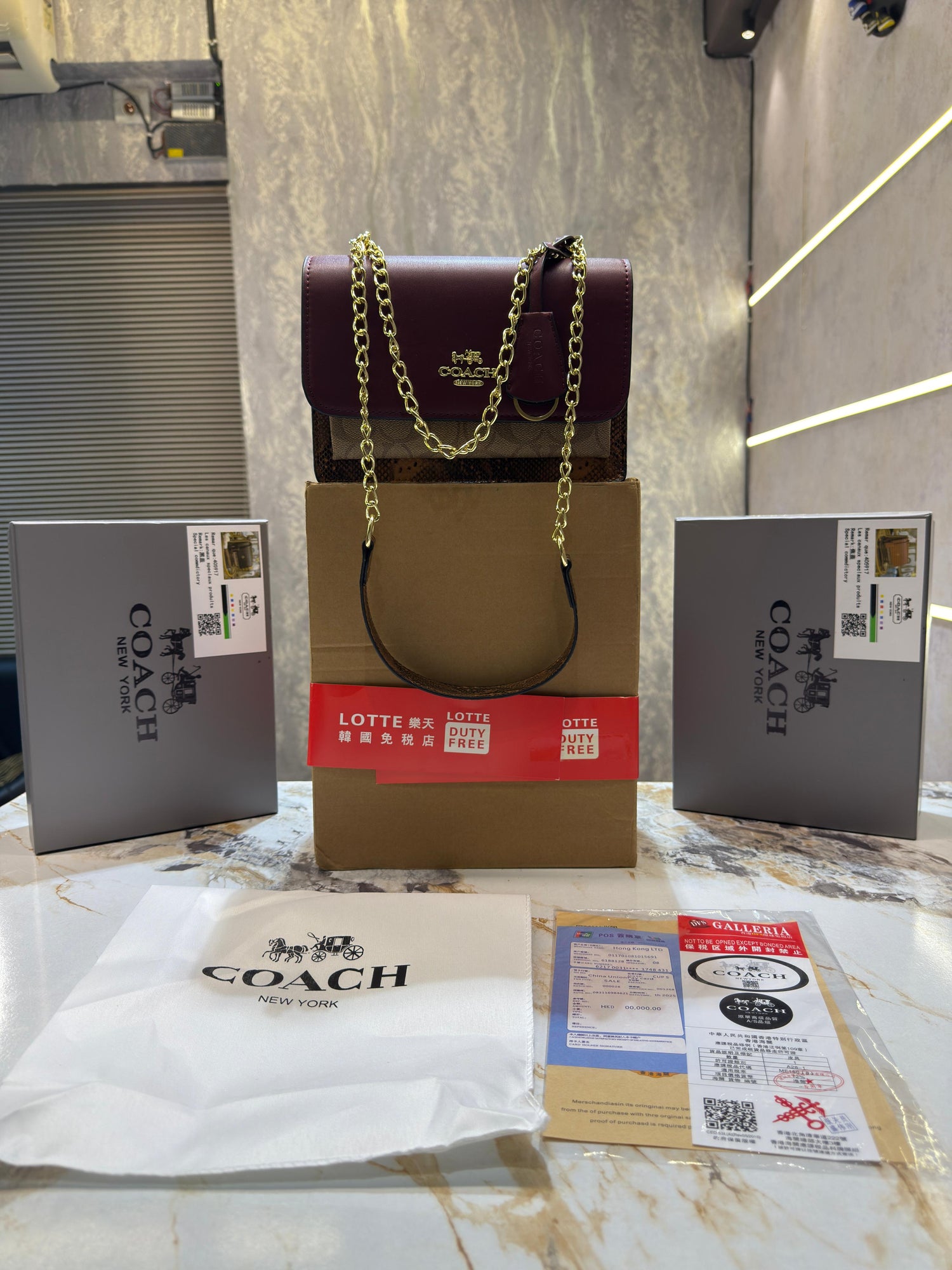 Coach klare crossbody in blocked signature canvas with dubblebox packing