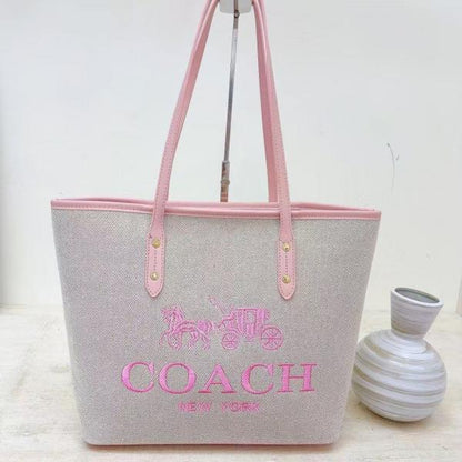 Coach voyager jet set print tote bag with dust bag