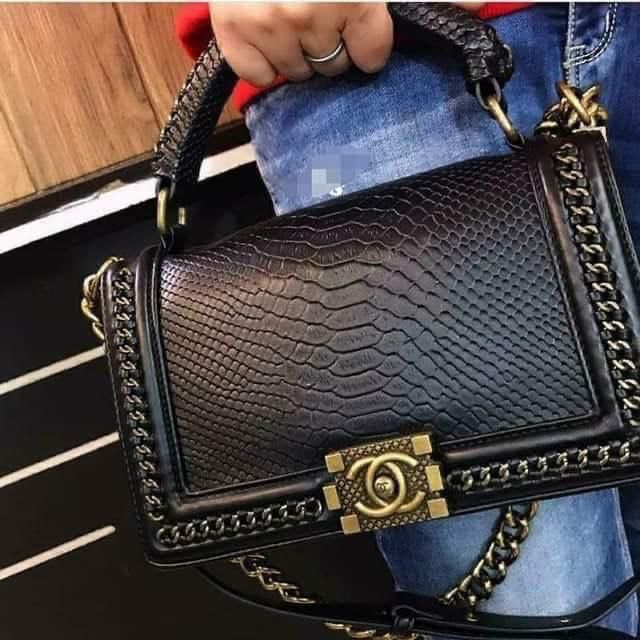 CHANELL LE BOY SIMMER HANDBAG WITH MAGNETIC BOX PREMIUM QUALITY