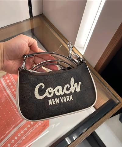 Coachh teri crossbody canvas material premium quality with og box
