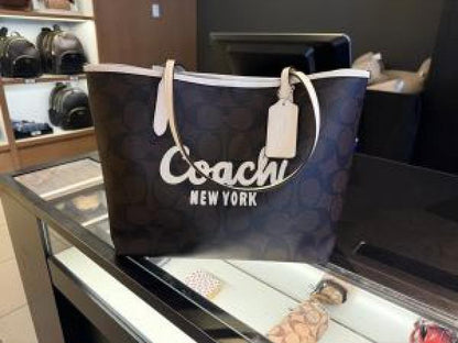 Coachh city tote graphic bag tote bag premium quality with dust cover