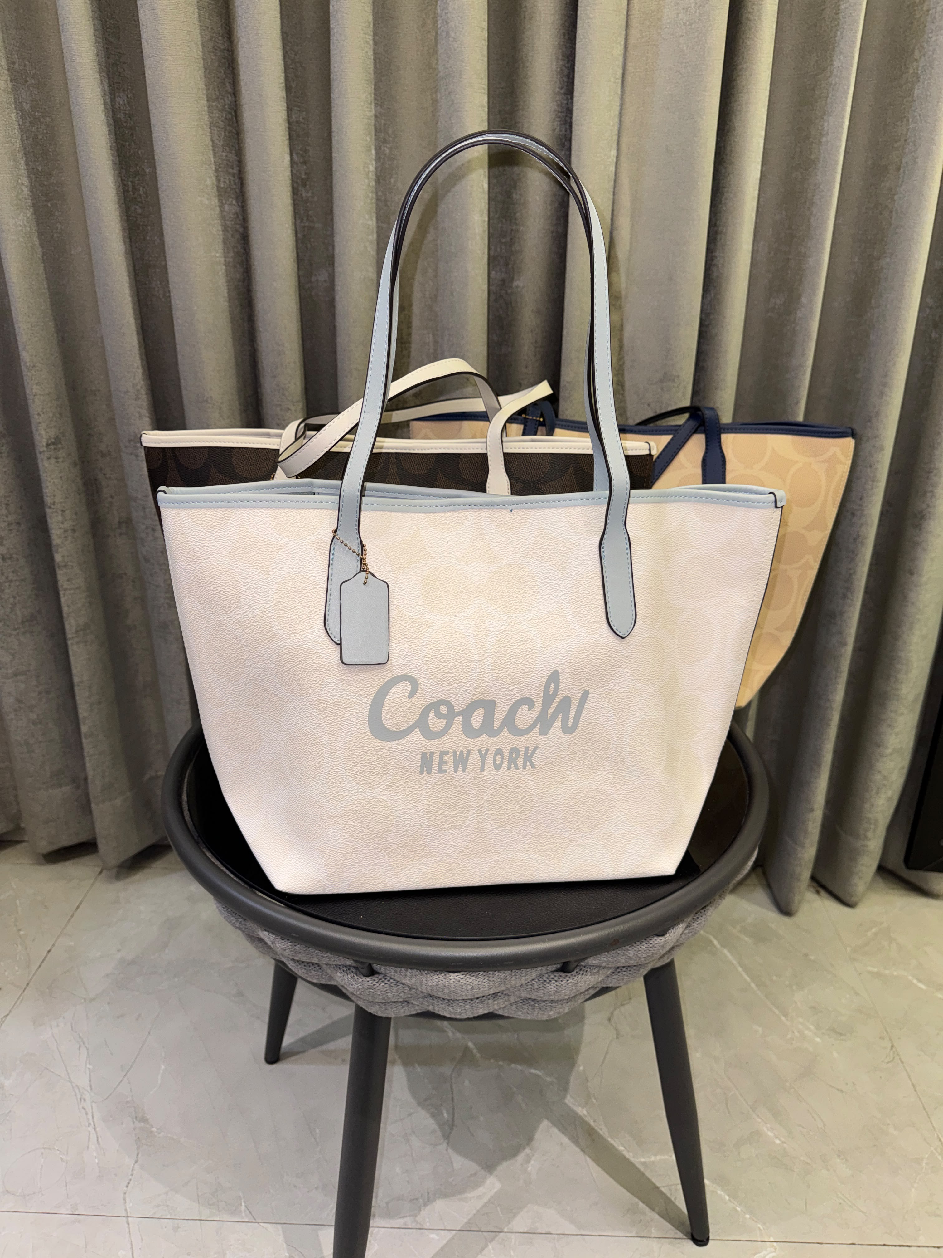 Coachh city tote graphic bag tote bag premium quality with dust cover