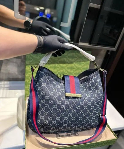 Guccii hobo shoulder bag With Dust Cover