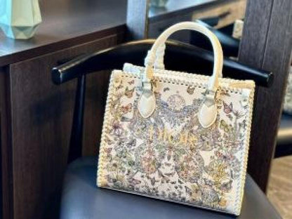 CHRISTIIAN DIOR BRAIDED TOTE BAG WITH BOX